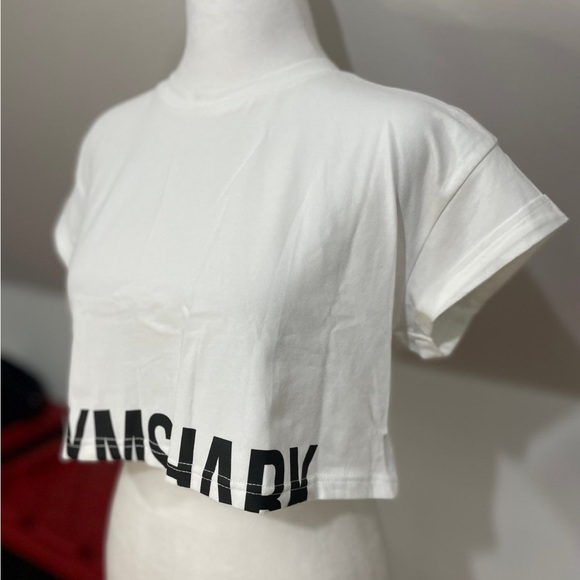 Gymshark Crop Top White Short Sleeve Boxy Fit
Tshirt - Picture 2 of 5